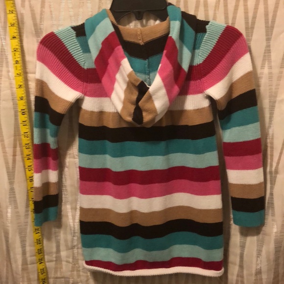 B2G1 Gap 3 button striped hooded sweater 5T - Picture 4 of 7